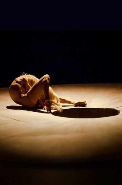 Scottish Dance Theatre presents Yama by Damien Jalet. Photographer Brian Hartley (1) [800x600]